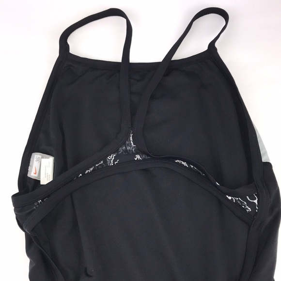 Nike Athletic One Piece Swimsuit Sz:10 - Picture 5 of 13